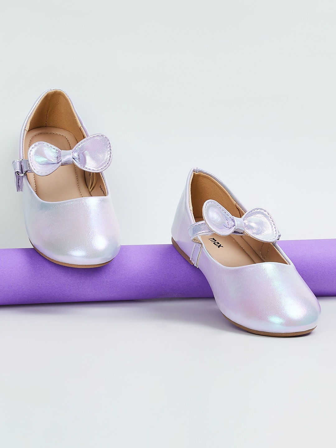 

max Girls Round Toe Ballerinas With Bows, Lavender