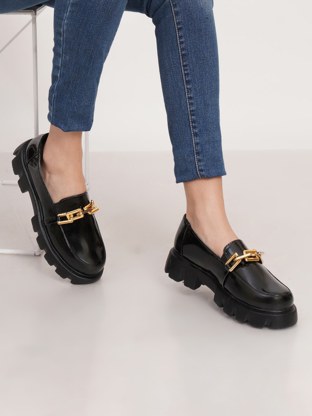 

HASTEN Women Embellished Heeled Lightweight Loafers, Black