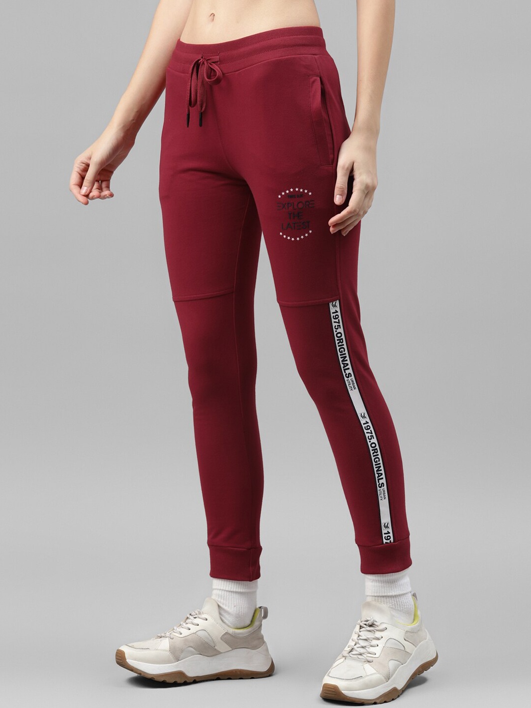 

M7 by Metronaut Women Slim-Fit Side Panel Detail Joggers, Maroon