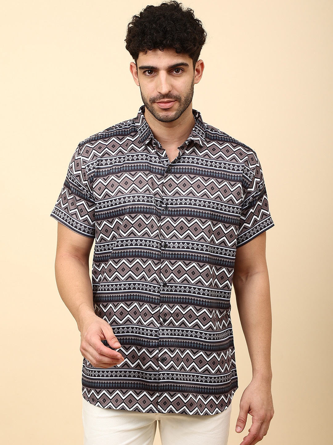 

Fashion FRICKS Tribal Printed Casual Shirt, White