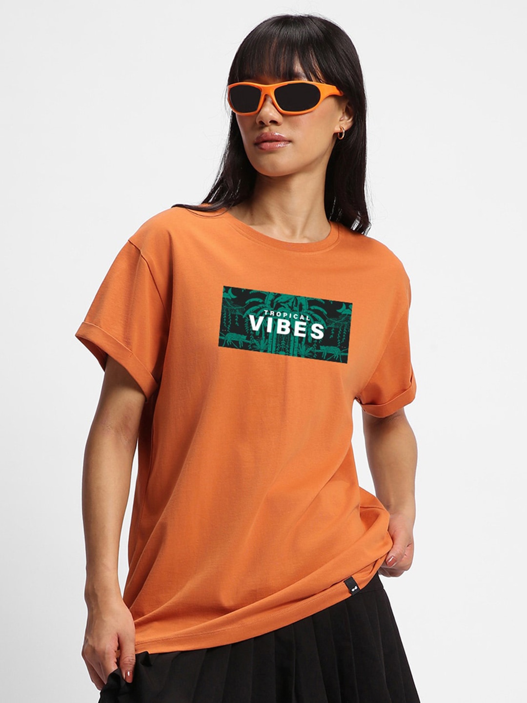 

Bewakoof Tropical Vibes Graphic Printed T-shirt, Orange