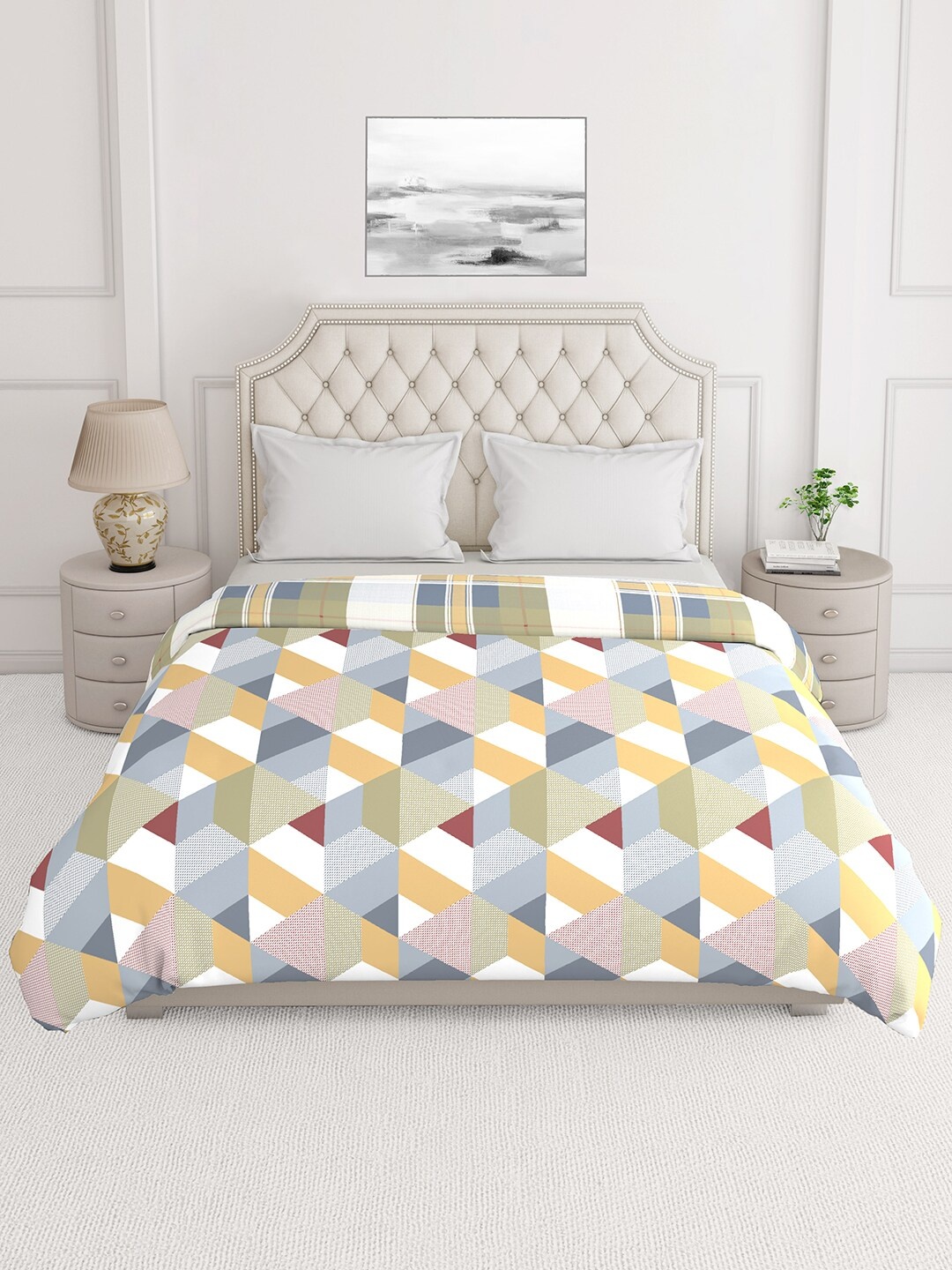 

Layers Firenze White & Green Geometric Mild Winter 120 GSM Double Bed Comforter