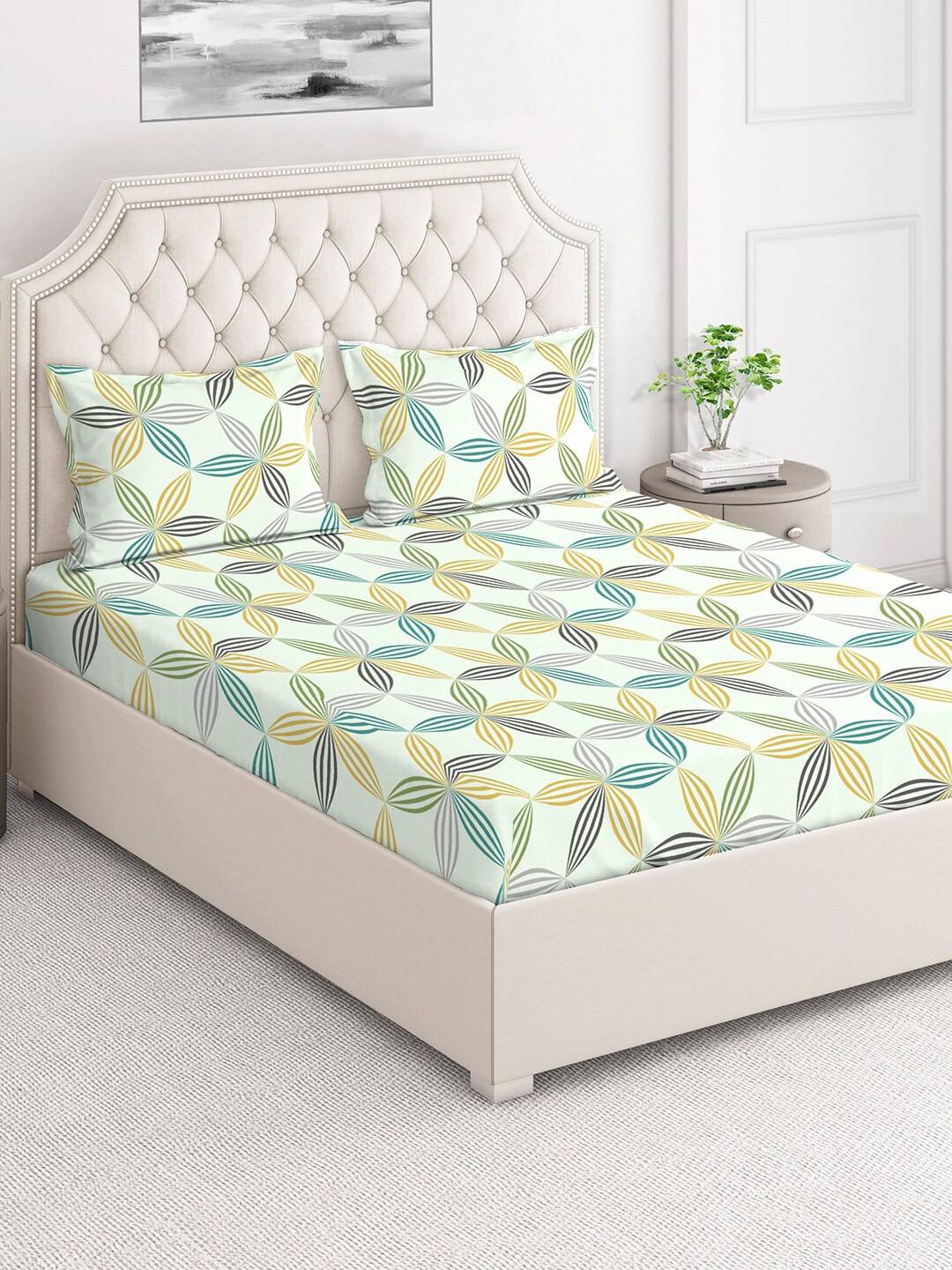 

Layers Green & Yellow Ethnic Motifs 140 TC Cotton King Bedsheet with 2 Pillow Covers
