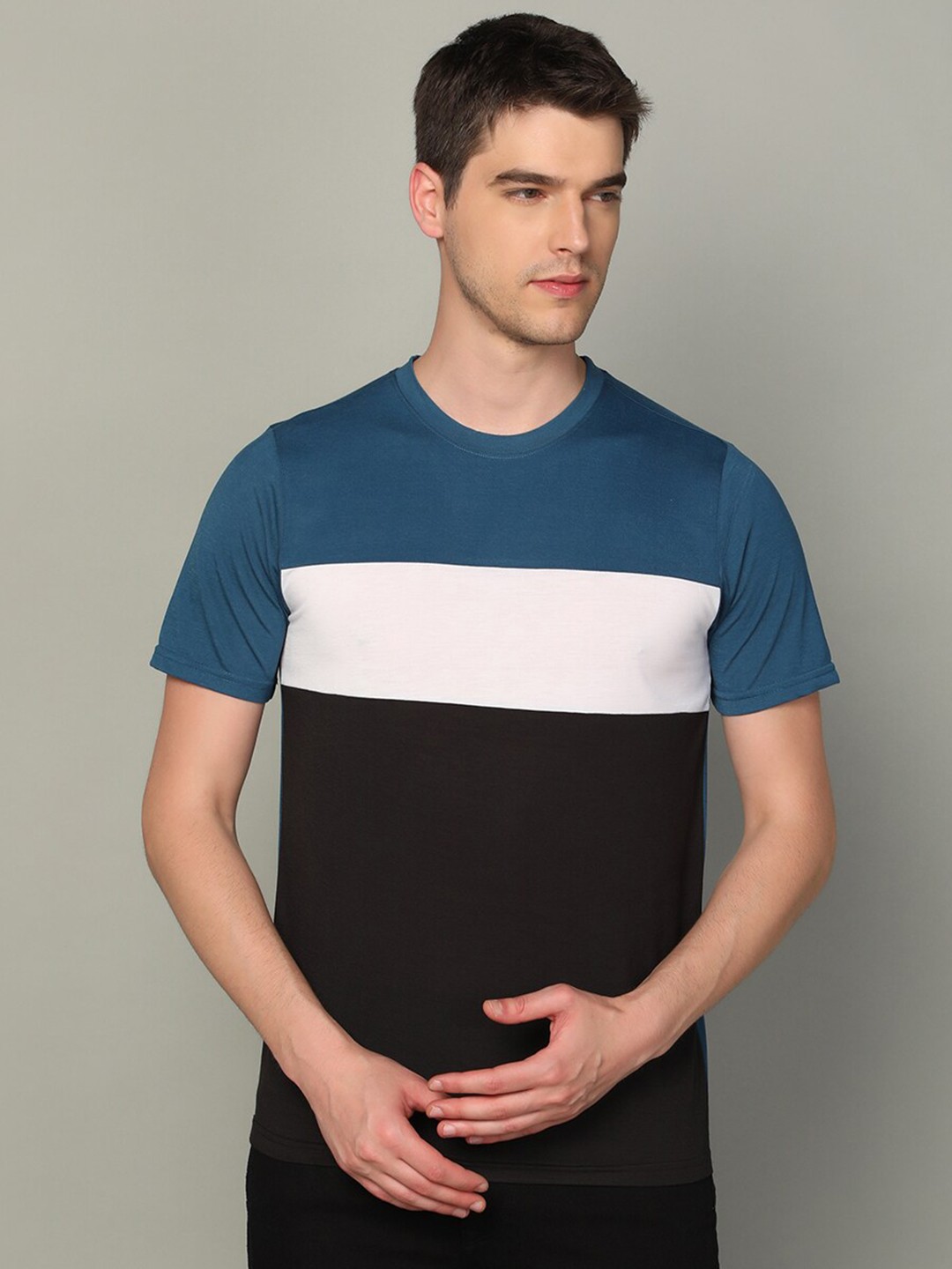 

INKKR Colourblocked T-shirt, Blue
