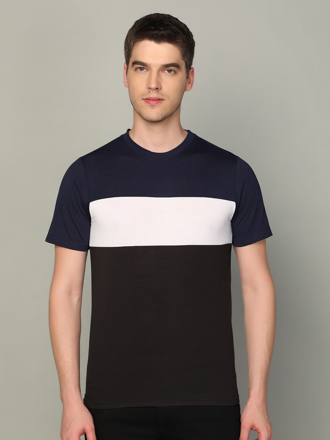 

INKKR Colourblocked T-shirt, Navy blue