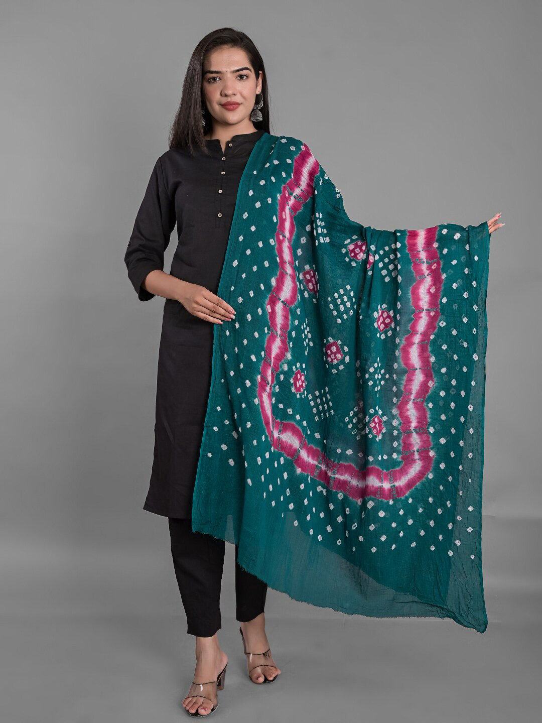 

Apratim Printed Bandhani Cotton Dupatta, Green