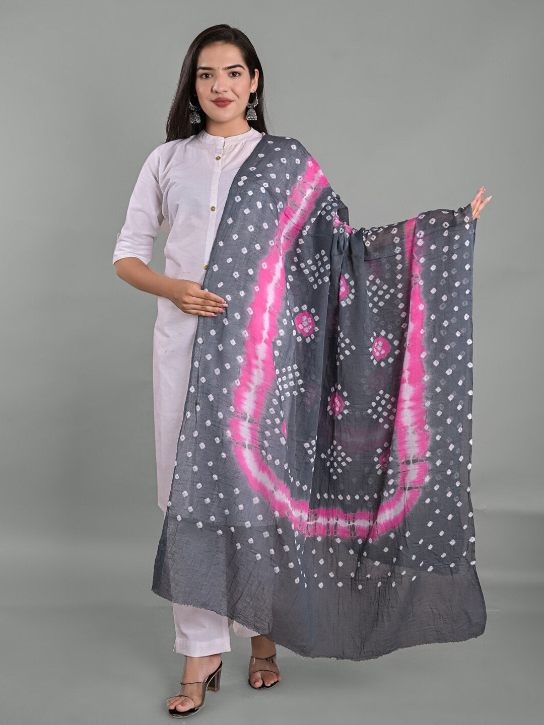 

Apratim Bandhani Printed Cotton Dupatta, Grey