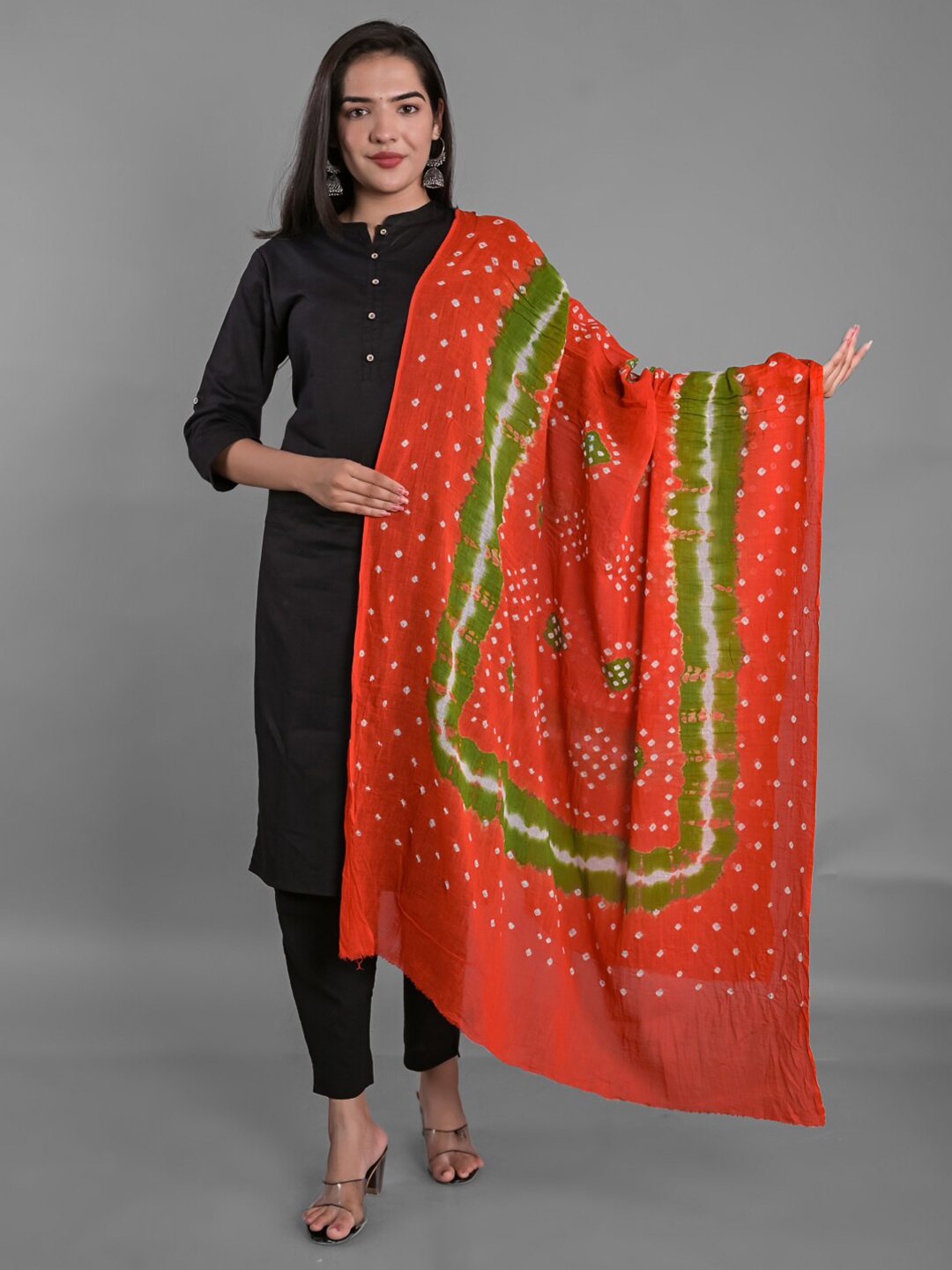 

Apratim Printed Bandhani Cotton Dupatta, Orange