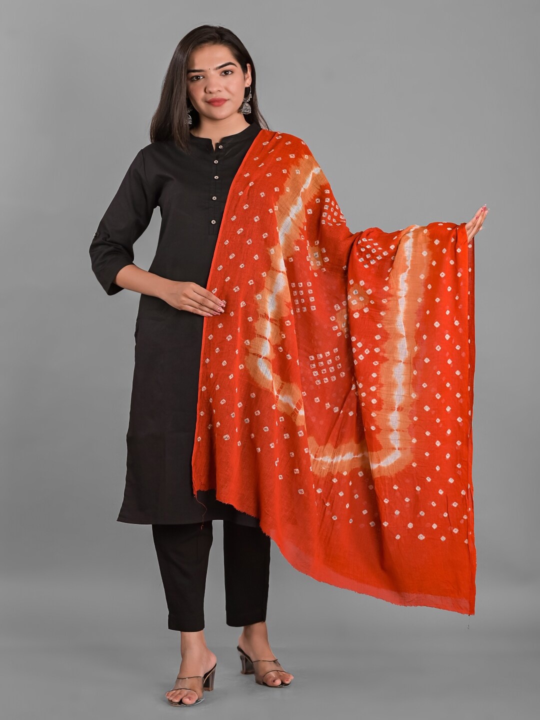 

Apratim Printed Bandhani Cotton Dupatta, Orange