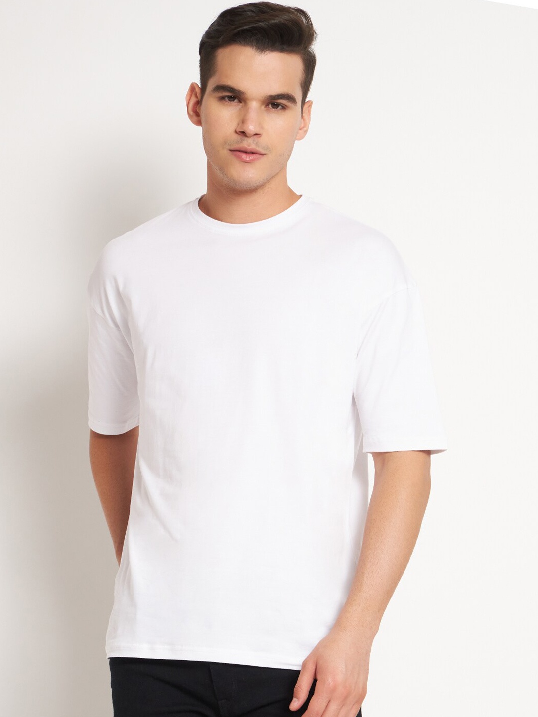 

FITINC Round Neck Short Sleeves Oversized T-shirt, White