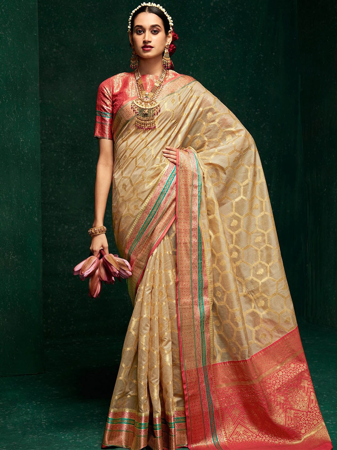 

ODETTE Geometric Woven Design Zari Silk Blend Saree, Beige