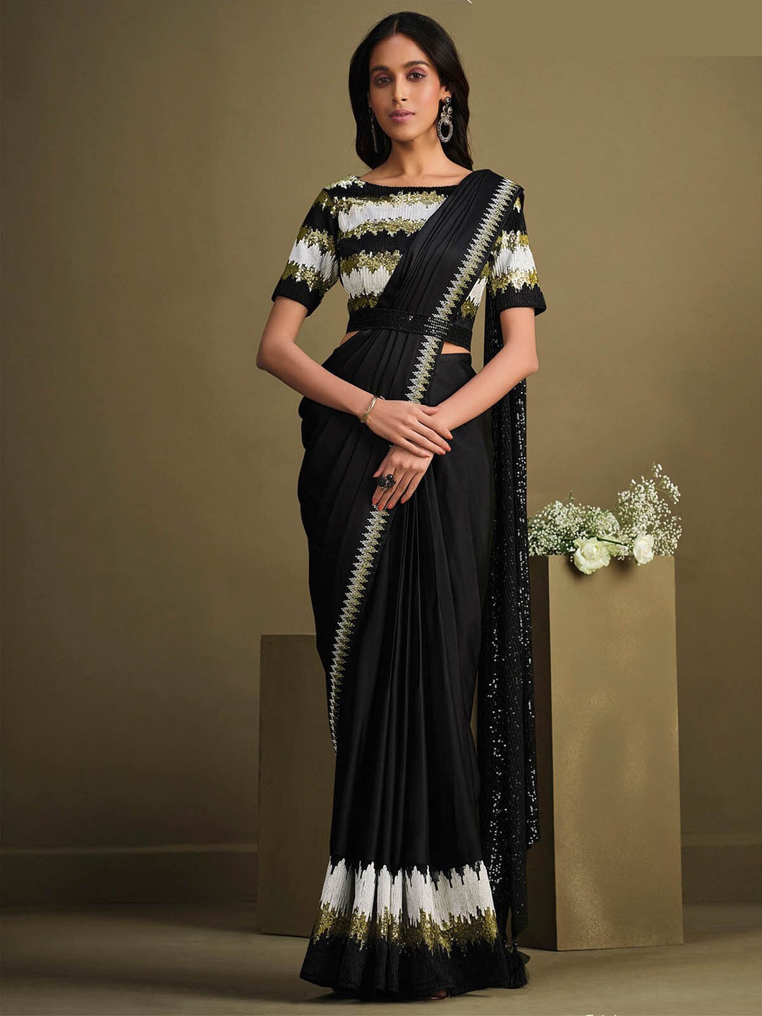 

ODETTE Sequinned Silk Blend Saree, Black