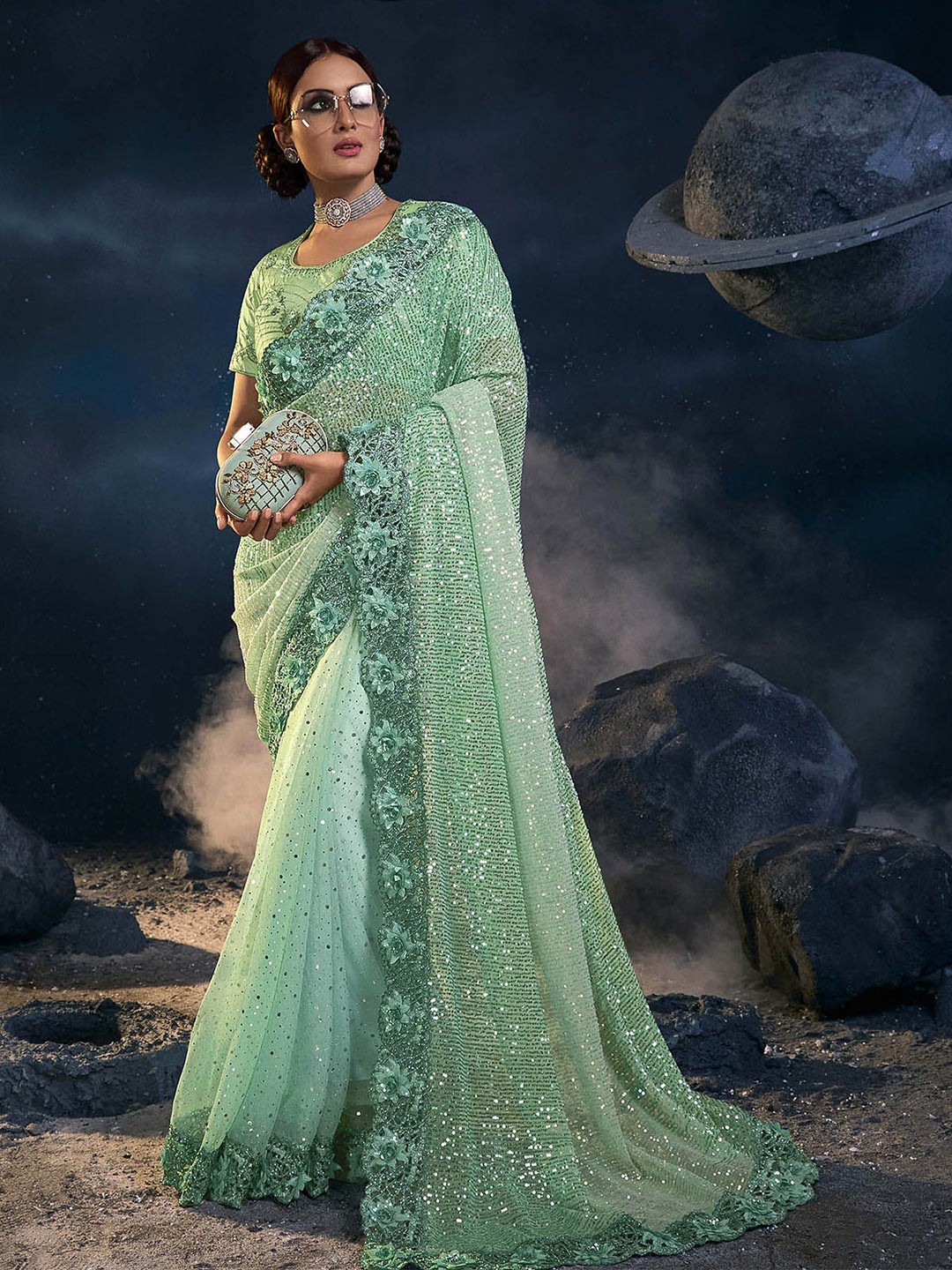 

ODETTE Embellished Sequinned Net Saree, Green