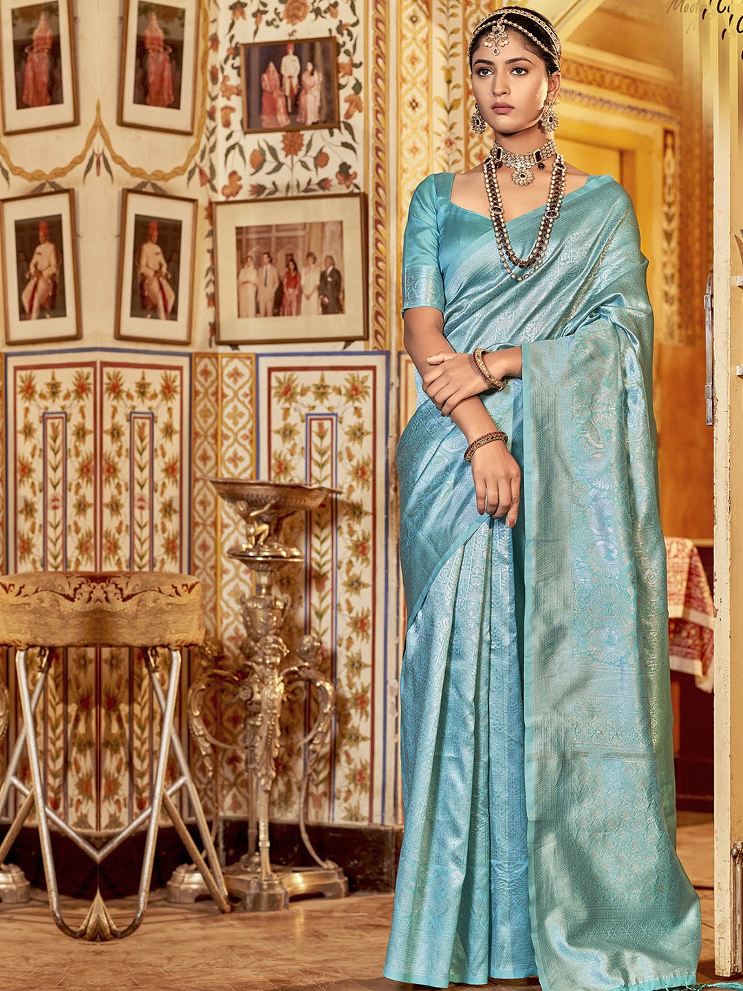 

ODETTE Ethnic Motifs Woven Design Zari Silk Blend Saree, Blue