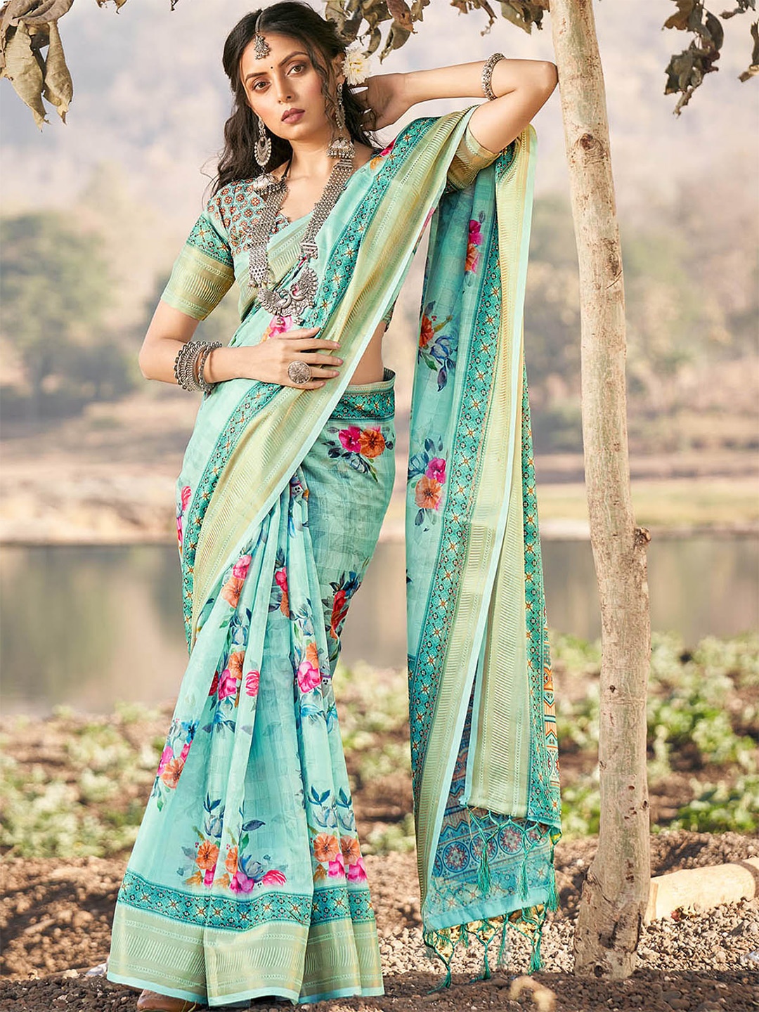 

ODETTE Floral Printed Woven Design Zari Saree, Sea green