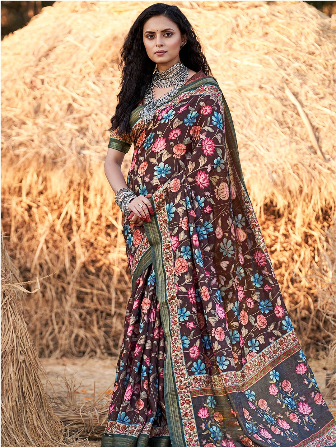 

ODETTE Floral Printed Zari Saree, Brown