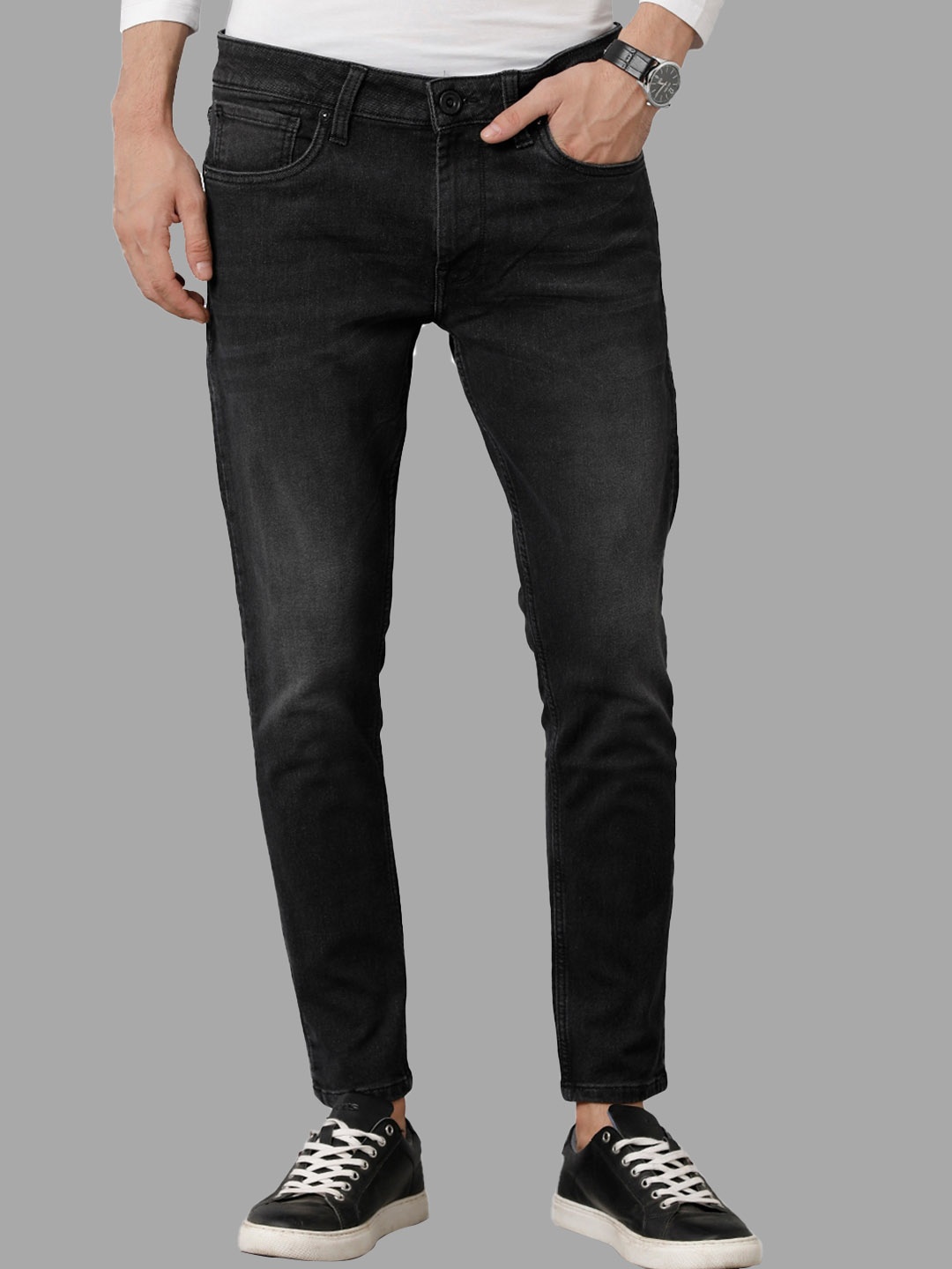 

Voi Jeans Men Skinny Fit Light Fade Clean Look Stretchable Jeans, Black