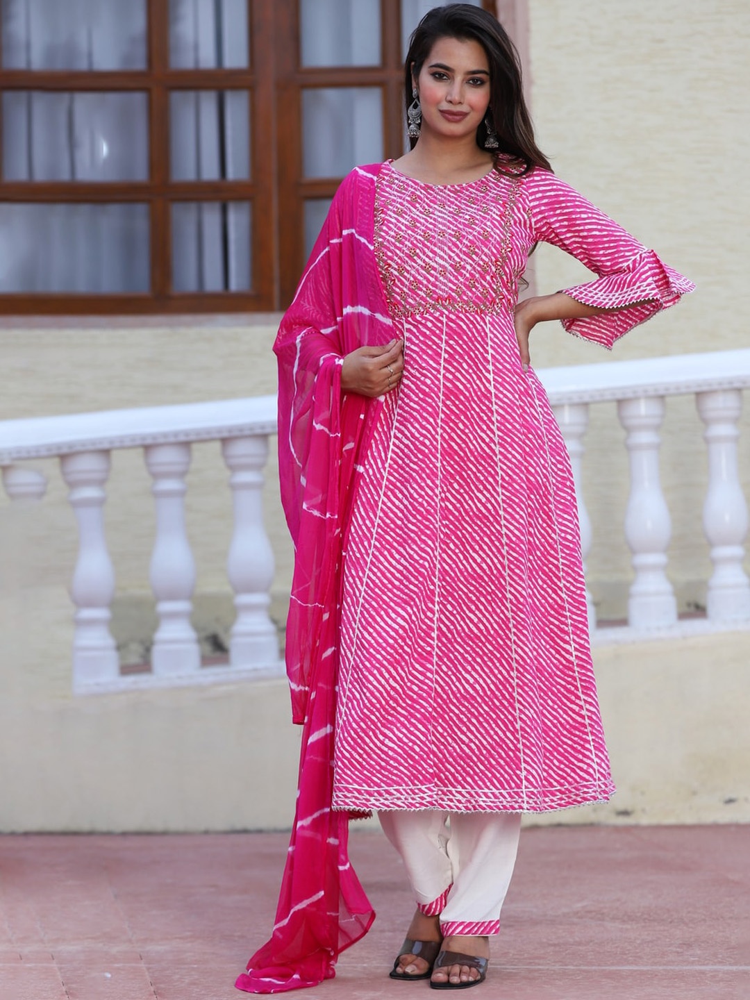 

TOULIN Leheriya Printed A-Line Kurta With Palazzos & Dupatta, Pink