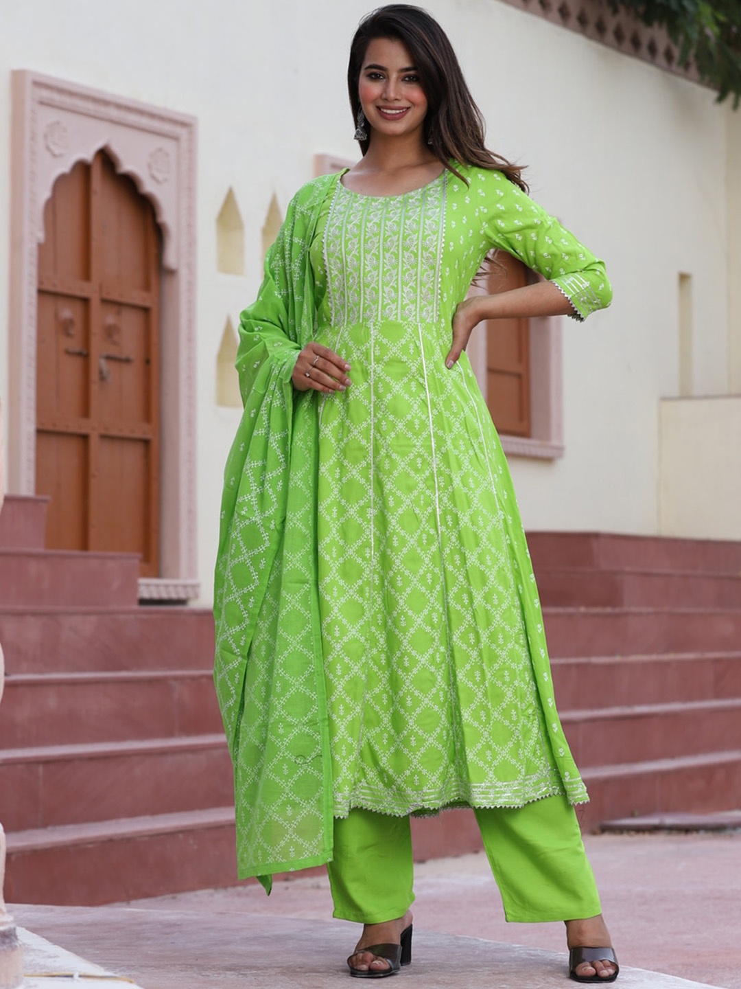 

TOULIN Ethnic Motifs Printed Gotta Patti Flared Kurta With Palazzos & Dupatta, Green