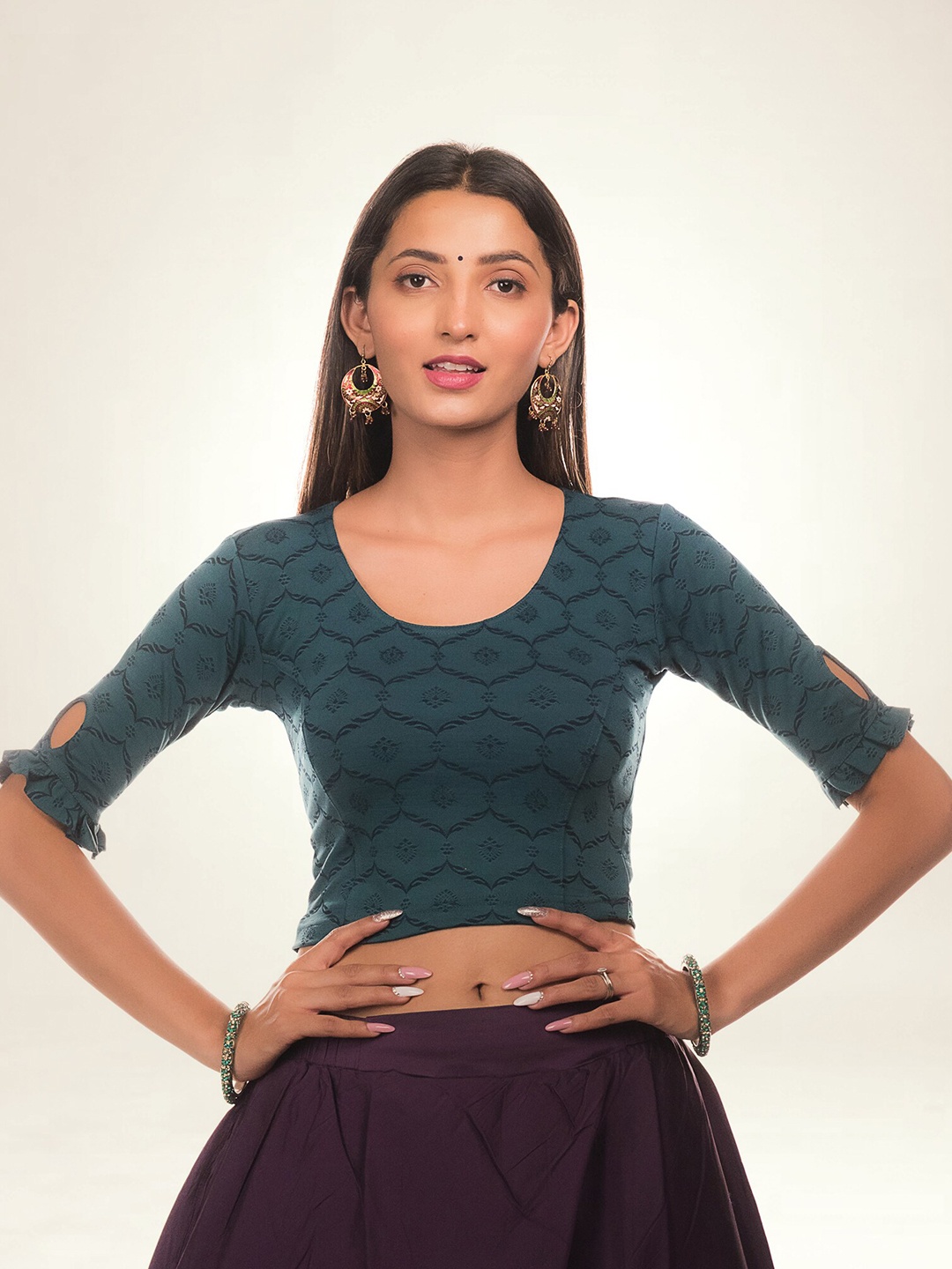 

Bindigasm's Advi Printed Stretchable Saree Blouse, Teal