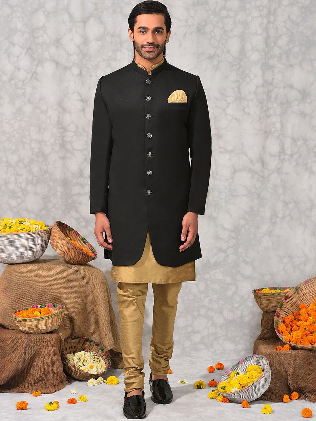 

Hangup Mandarin Collar Sherwani Set, Black