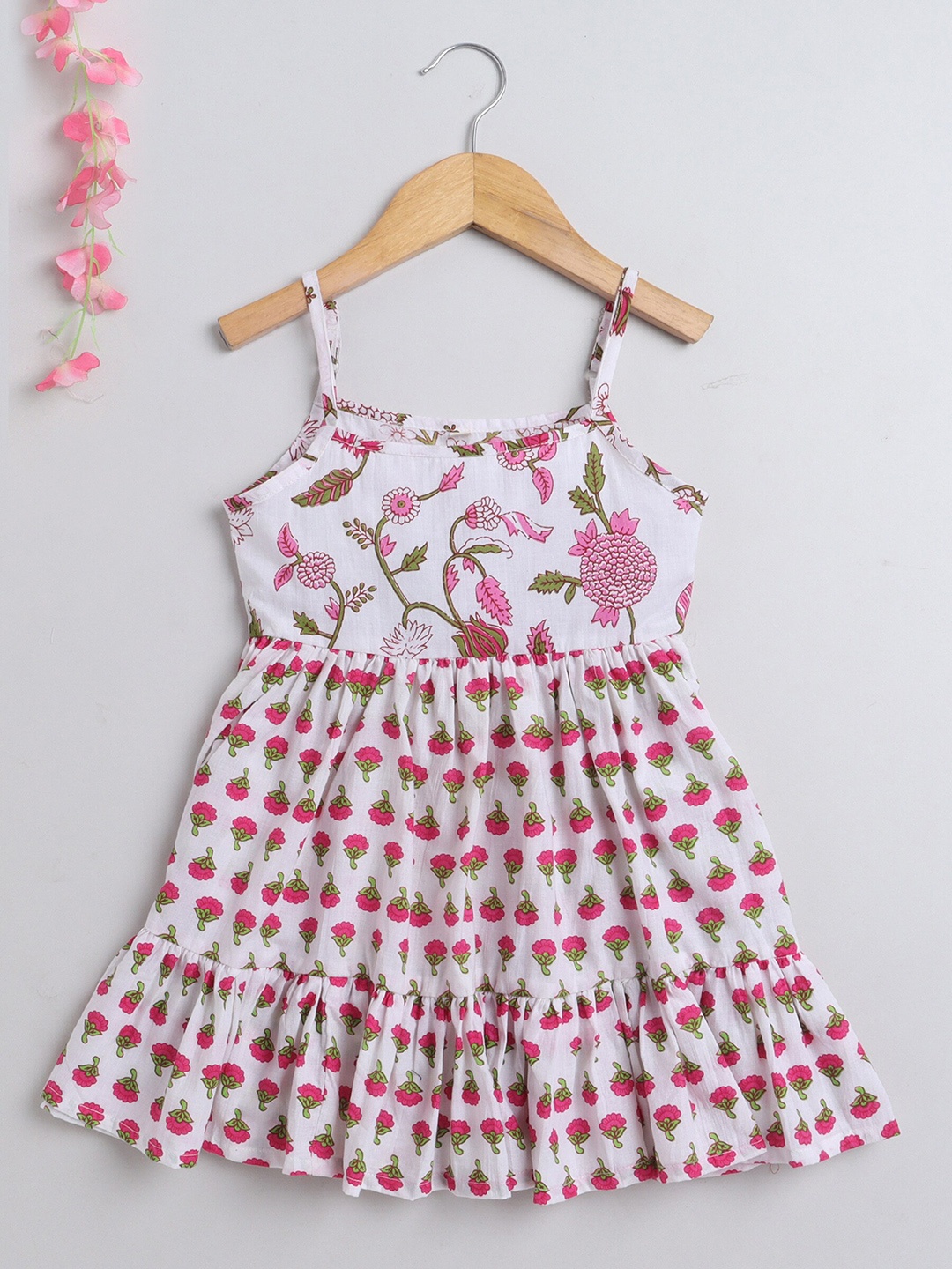 

The Magic Wand Girls Cotton Floral Printed Tiered Fit & Flare Dress, White