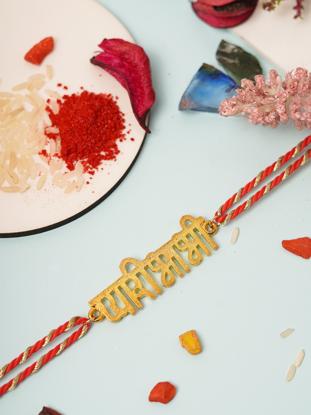 

Urmika Thread Rakhi, Red
