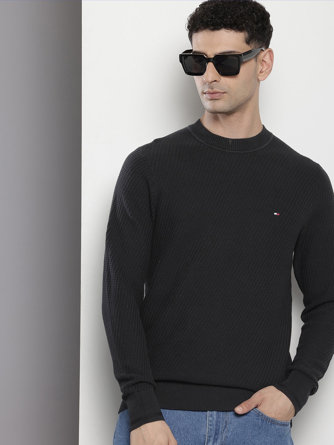 

Tommy Hilfiger Pure Cotton Self-Design Pullover, Black