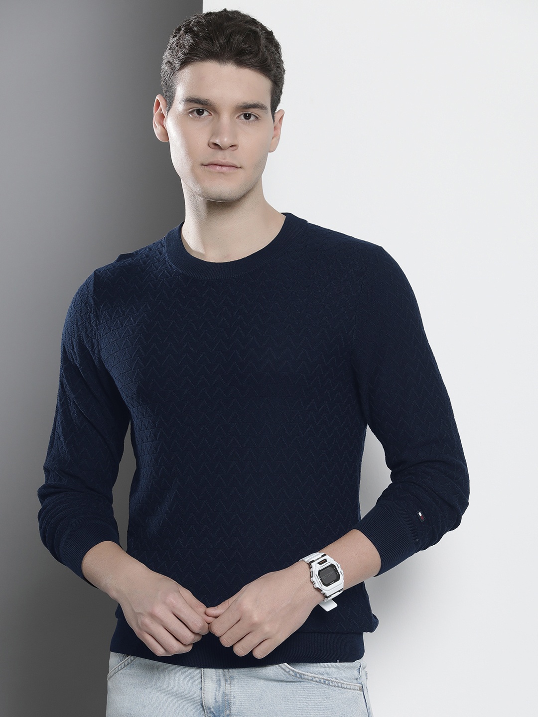 

Tommy Hilfiger Men Pure Cotton Self Design Pullover, Navy blue