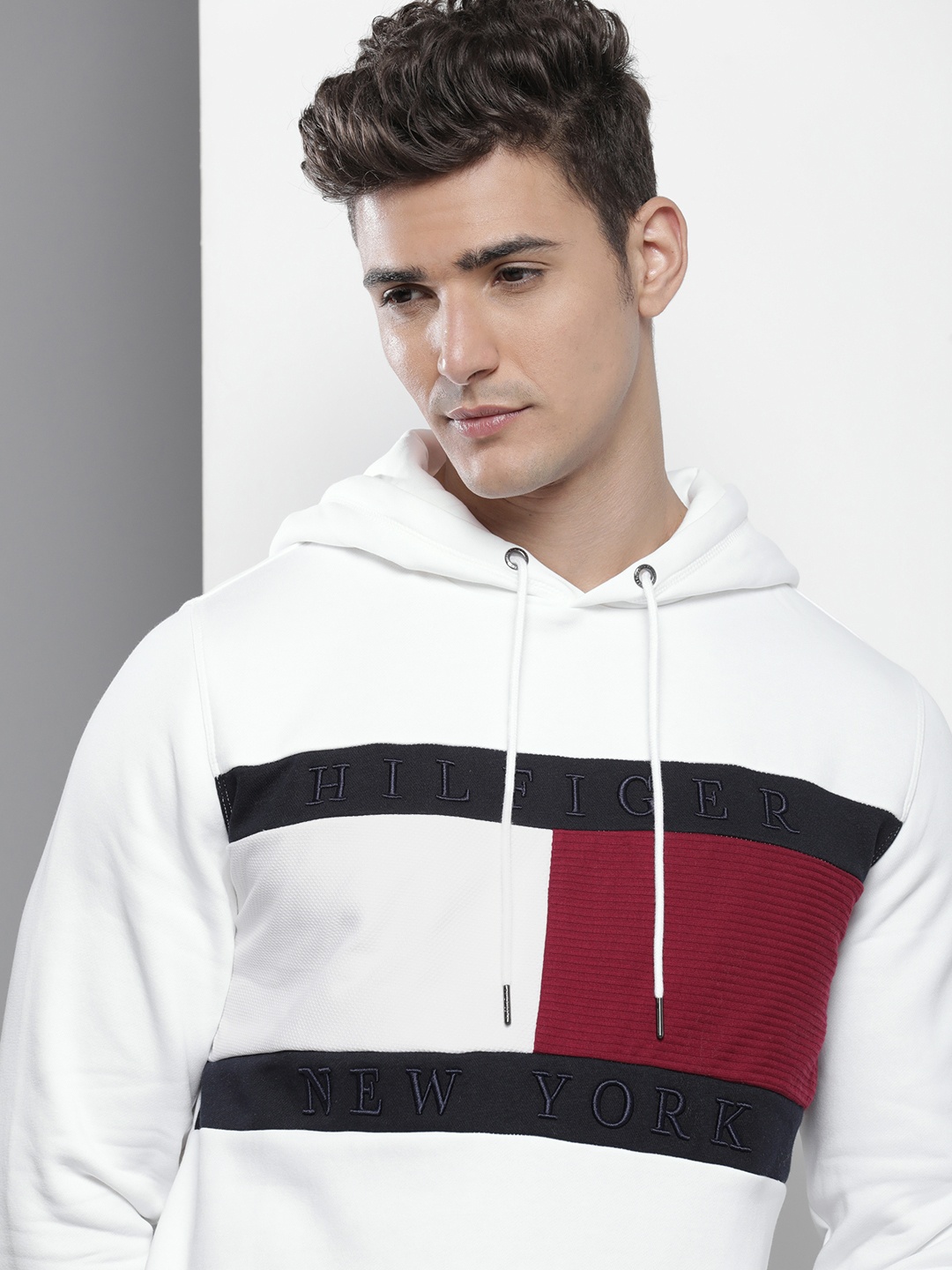 

Tommy Hilfiger Embroidered Detail Hooded Sweatshirt, White