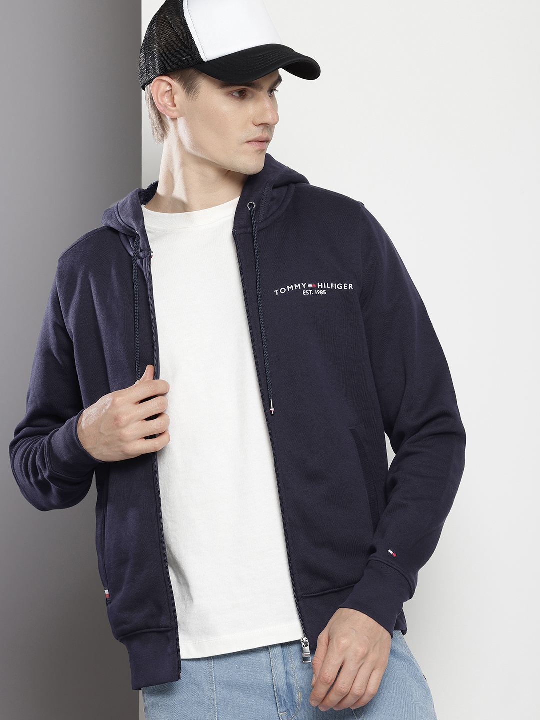 

Tommy Hilfiger Brand Logo Embroidered Detail Hooded Sweatshirt, Navy blue