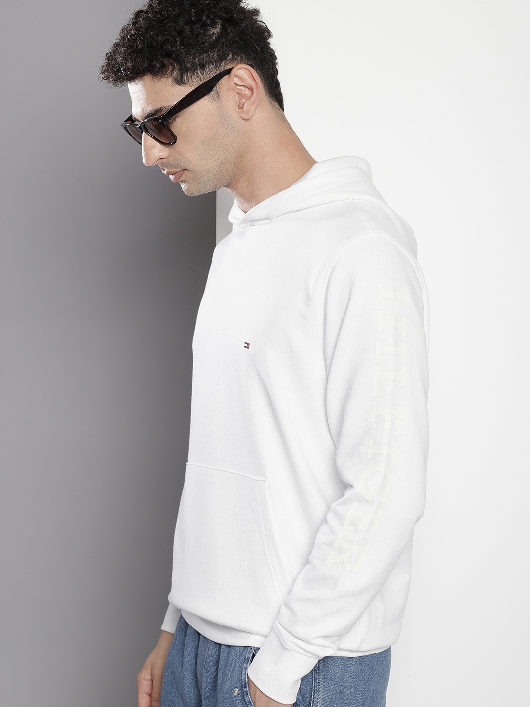

Tommy Hilfiger Pure Cotton Hooded Sweatshirt, White