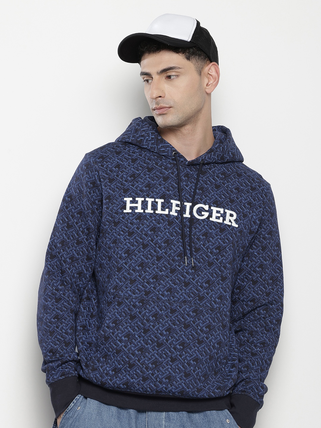 

Tommy Hilfiger Brand Logo Embroidered Hooded Sweatshirt, Navy blue
