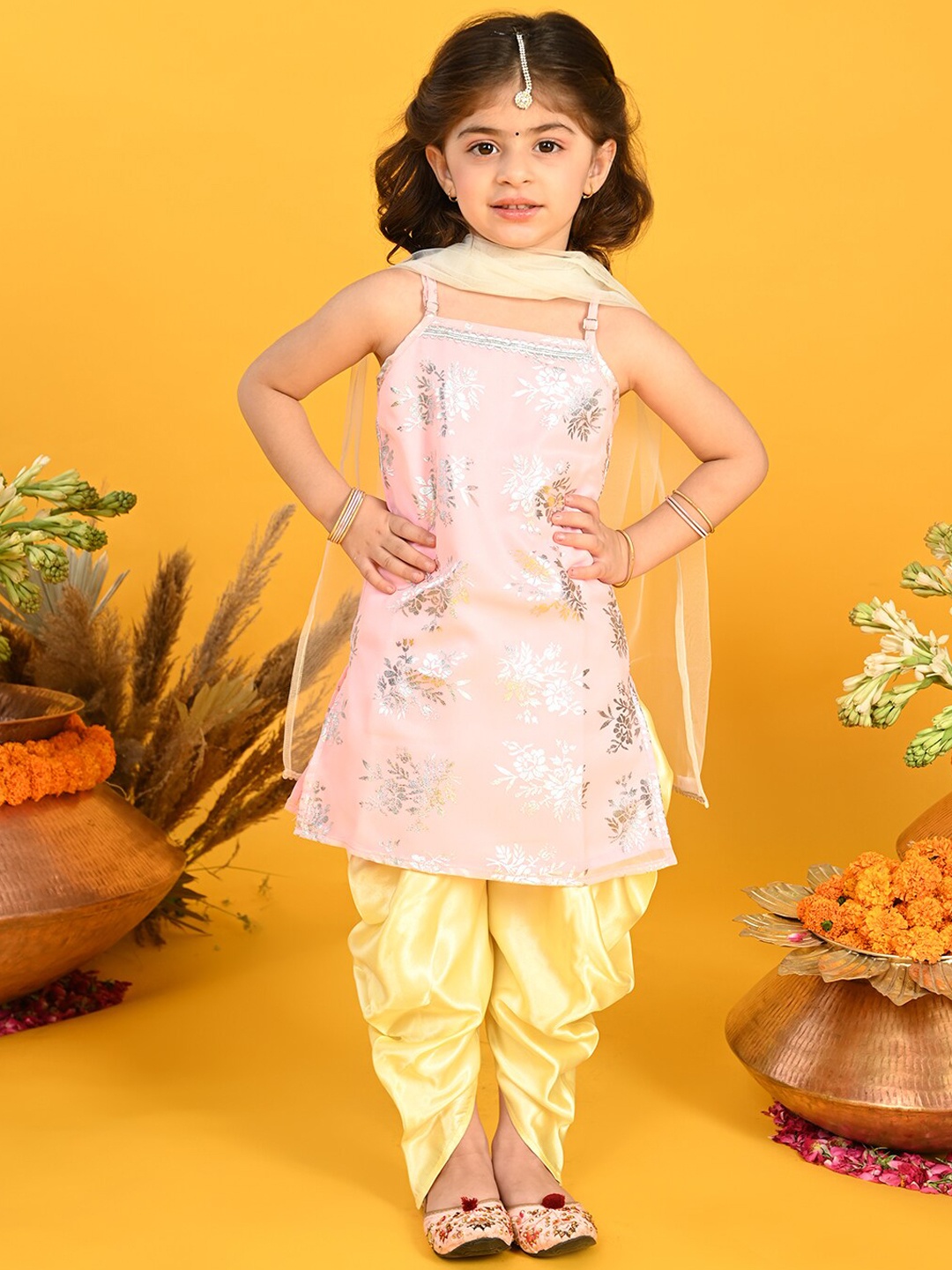 

SAKA DESIGNS Girls Floral Printed Kurta with Dhoti Pants & Dupatta, Pink