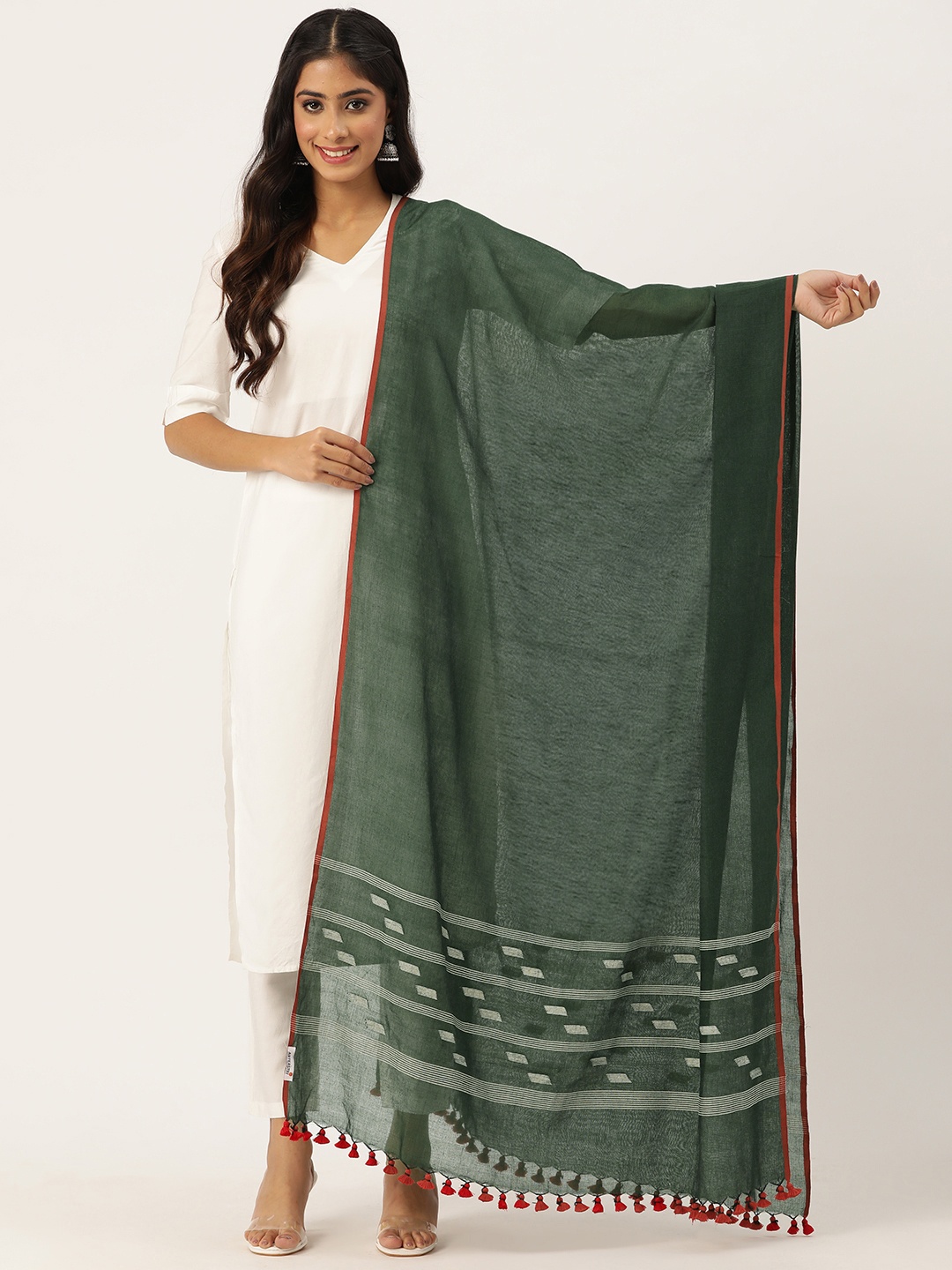 

ArtEastri Woven Design Pure Cotton Jamdani Dupatta, Green