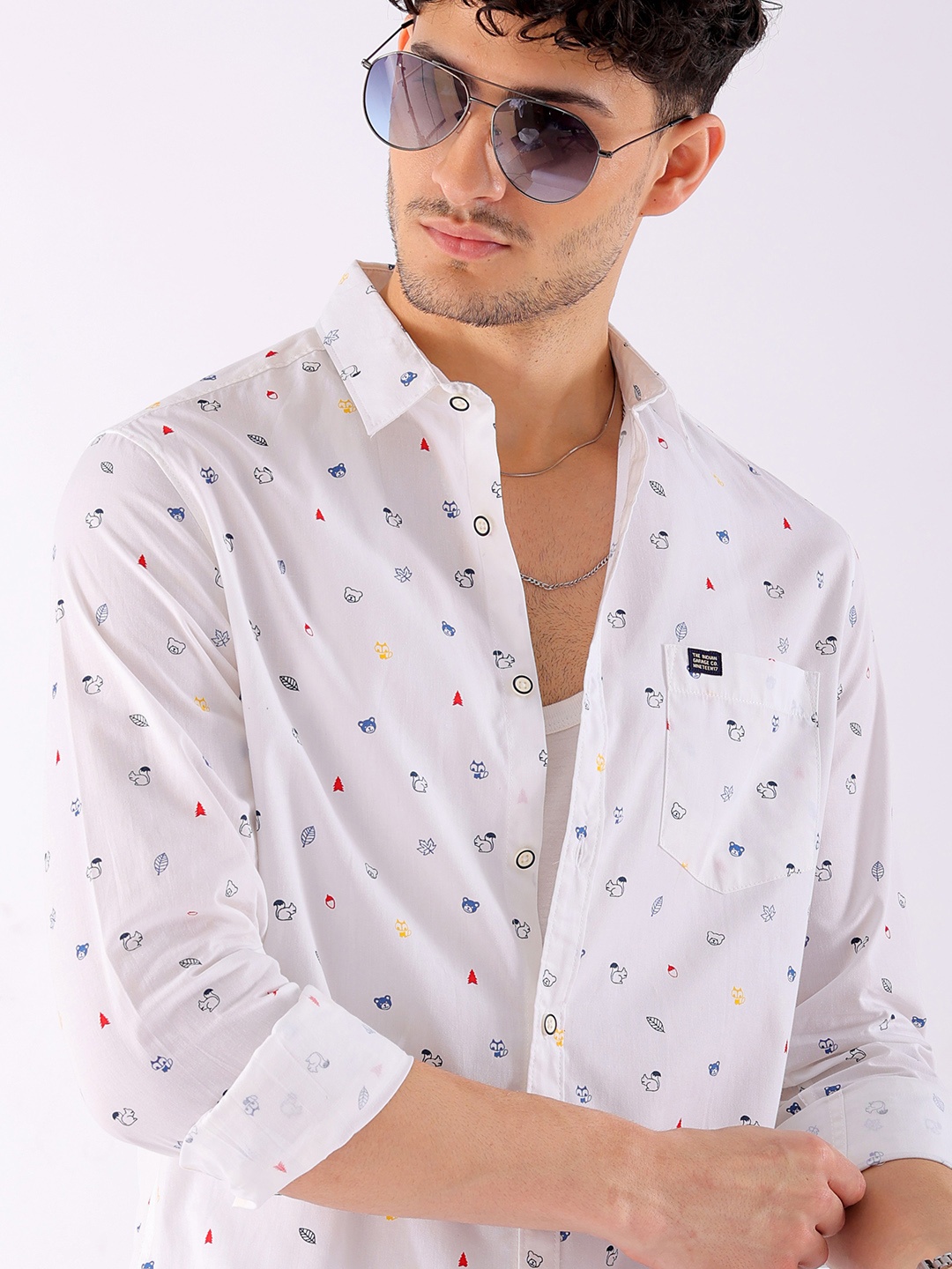 

The Indian Garage Co Men Slim Fit Opaque Printed Casual Shirt, White