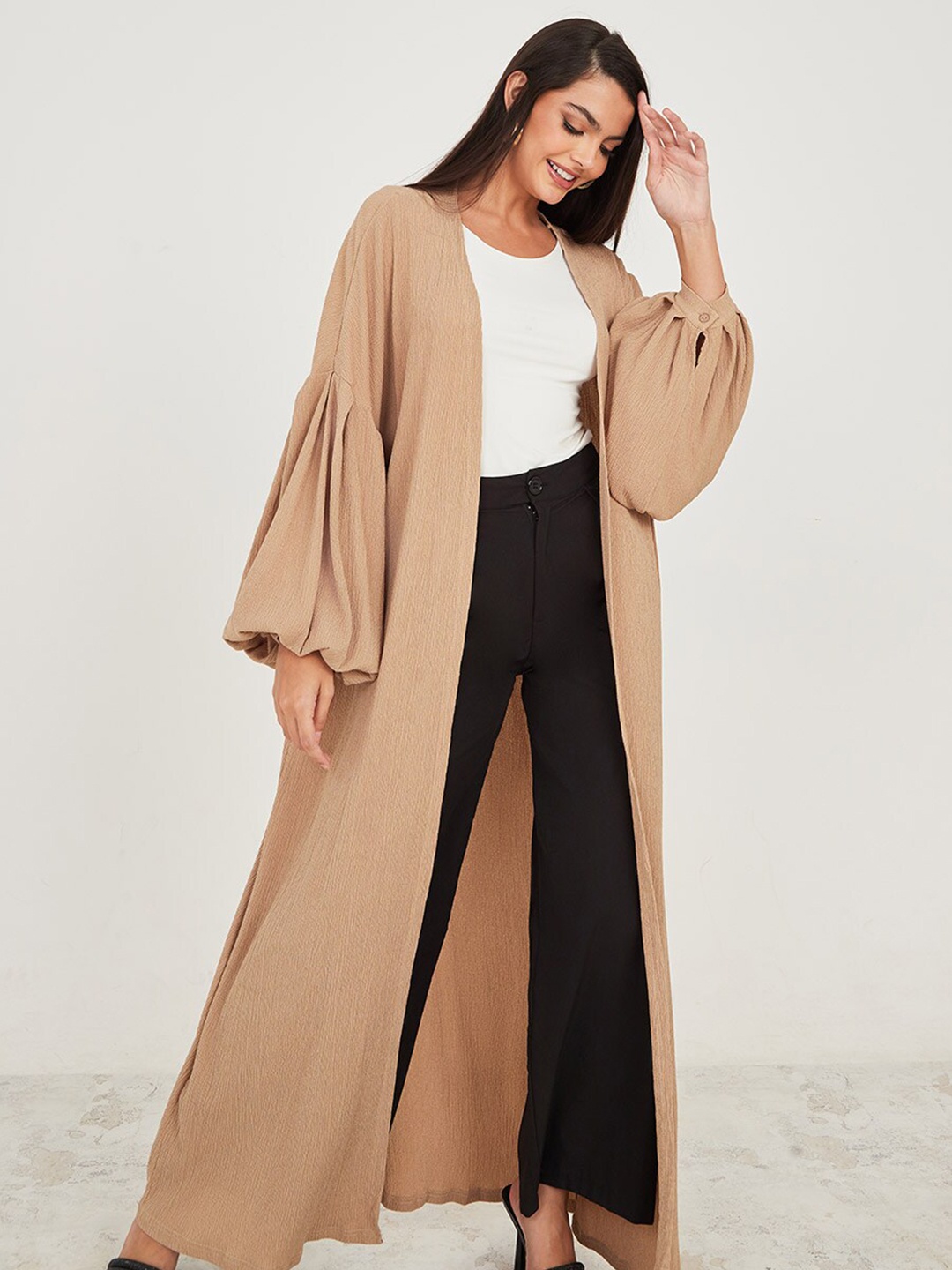 

Styli Crinkle Knit Puff Sleeves Open Front Longline Shrug, Beige