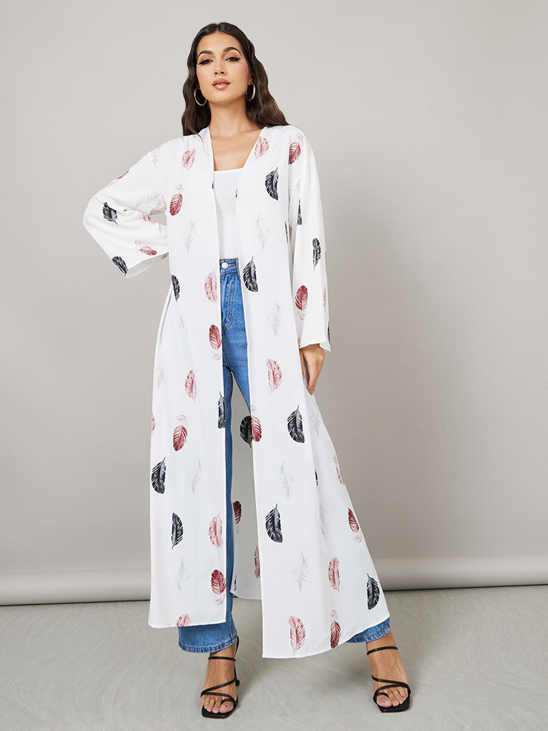 

Styli Feather Tropical Printed Longline Open Front Shrug, White