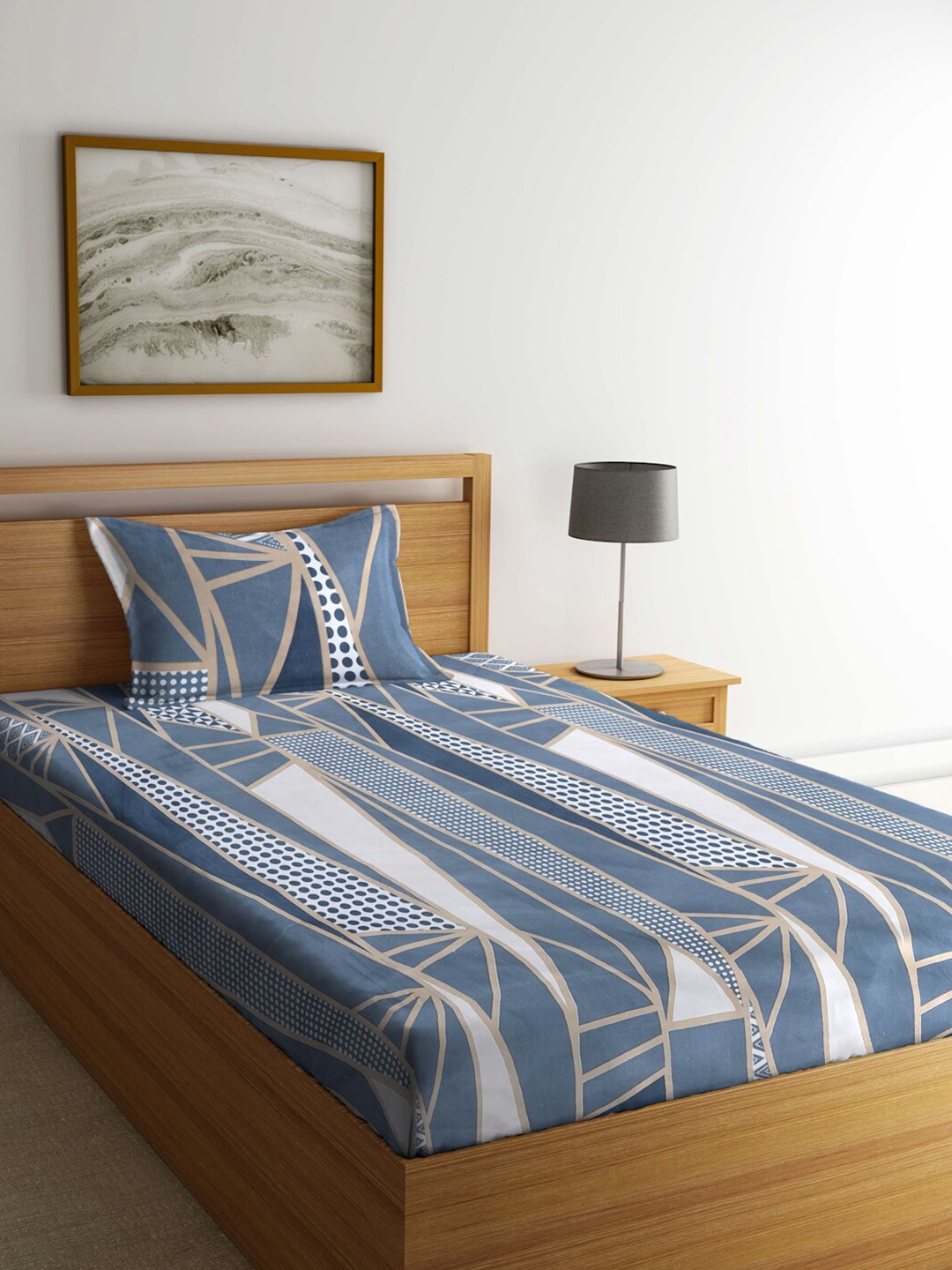 

KLOTTHE Book Fold Grey & White Geometric 300 TC Single Bedsheet With 1 Pillow Cover
