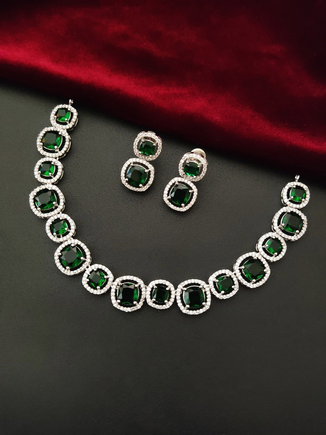 

Pihtara Jewels Silver-Plated Stone-Studded Jewellery Set