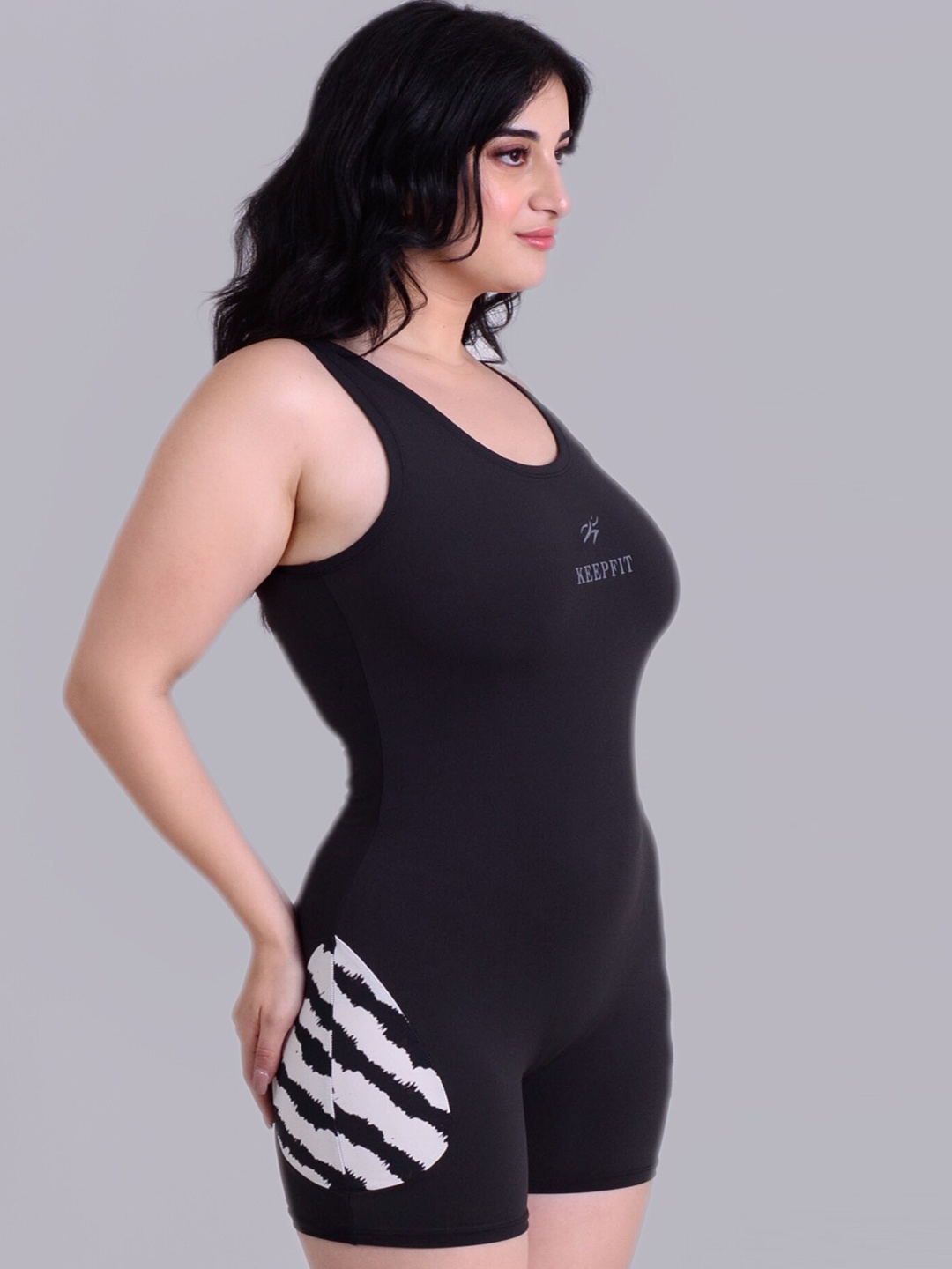 

Keepfit Women Side Printed Details Legsuit, Black