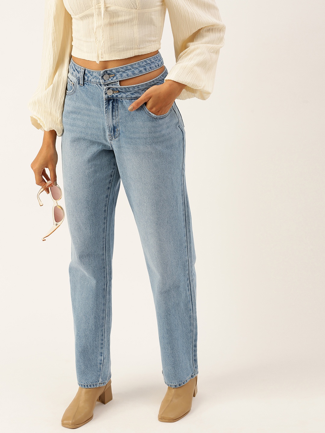 

FOREVER 21 Straight Fit Pure Cotton Jeans, Blue