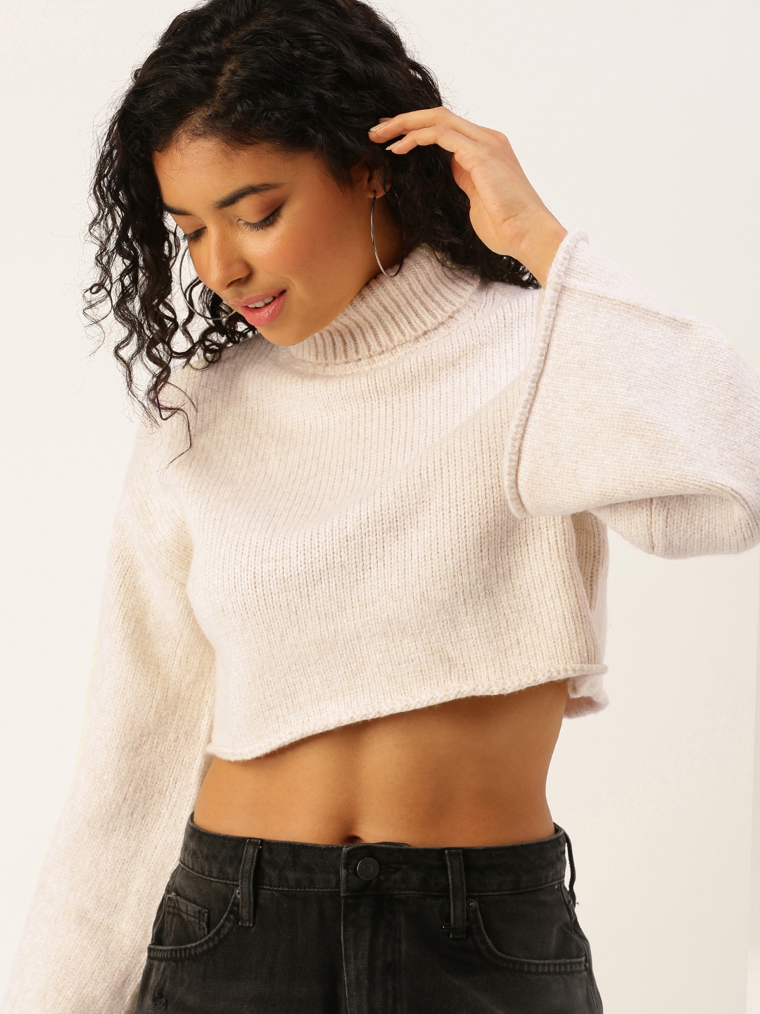 

FOREVER 21 Turtle Neck Crop Pullover, Cream