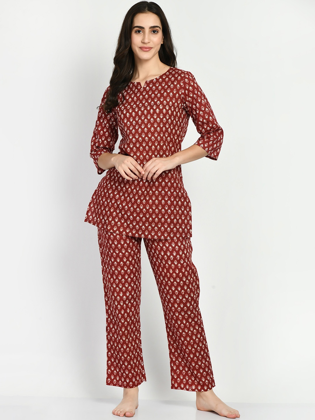 

Altiven Women Printed Night suit, Maroon