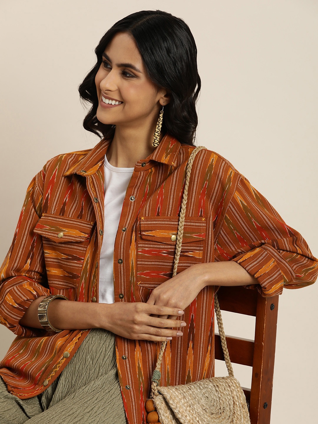 

Taavi Outer Wear Self Design Pure Cotton Tailored Jacket, Brown