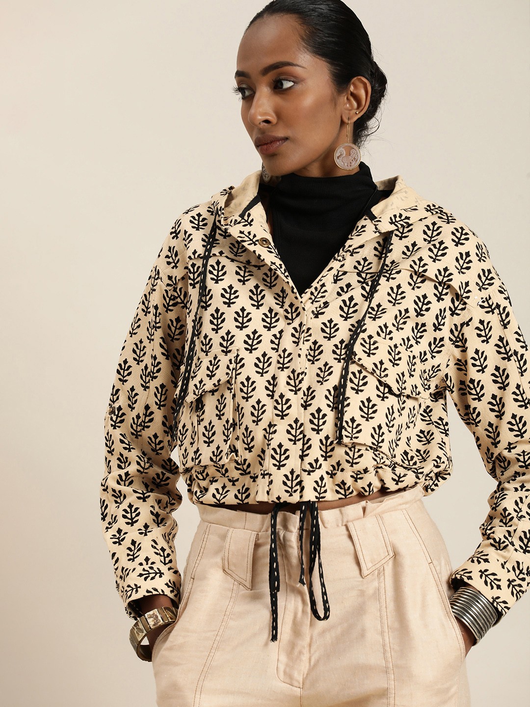 

Taavi Outer Wear Pure Cotton Floral Tailored Jacket, Beige