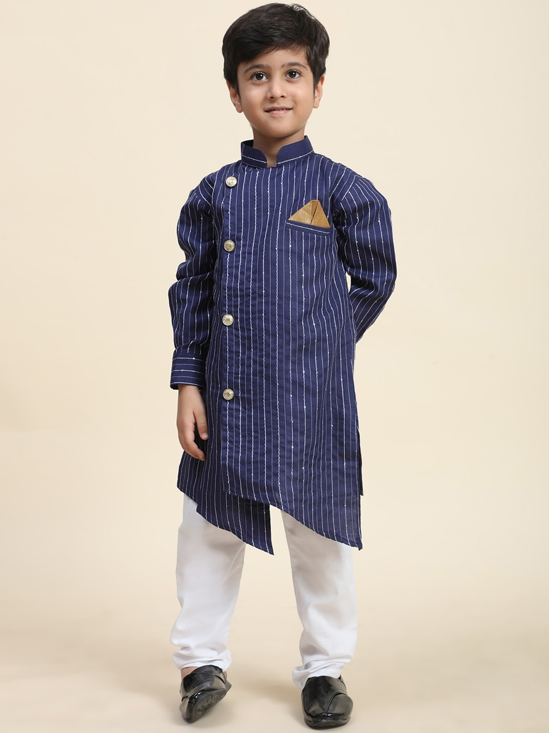 

Pro-Ethic STYLE DEVELOPER Boys Striped Sequined Kurta With Pyjamas, Blue