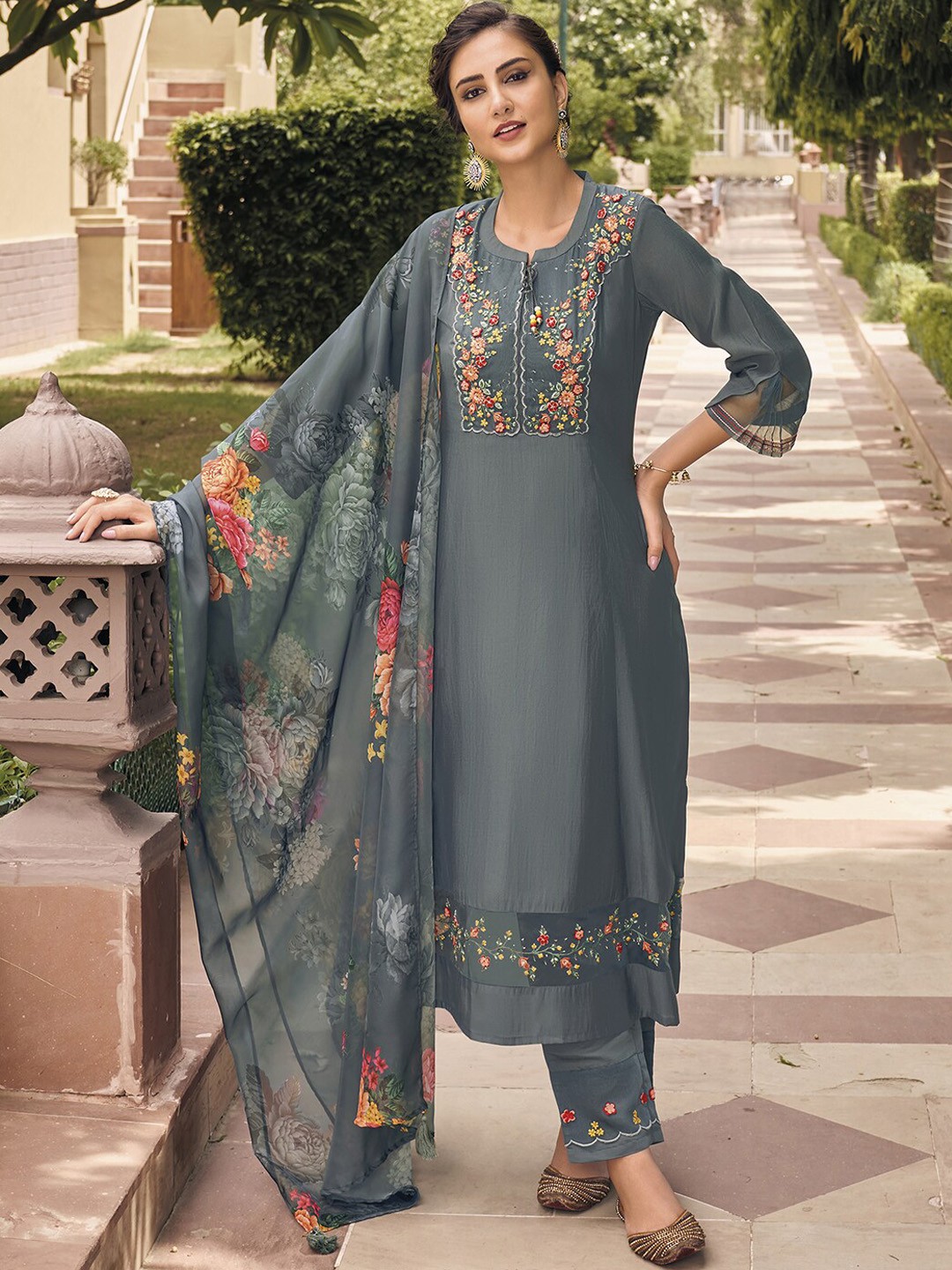 

Indo Era Grey Floral Embroidered Thread Work Kurta With Trousers & Dupatta