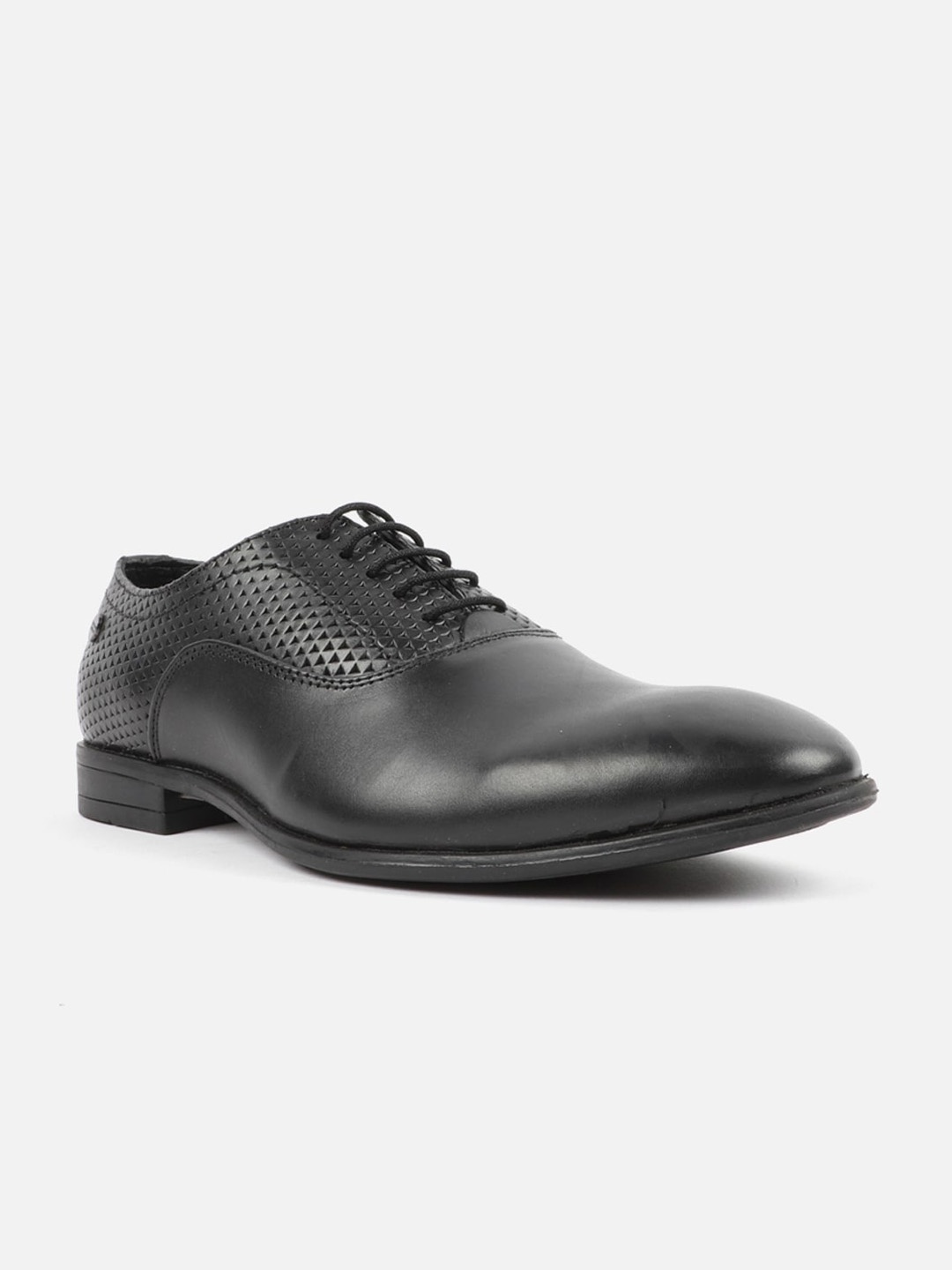 

Carlton London Men Textured Leather Formal Oxfords, Black