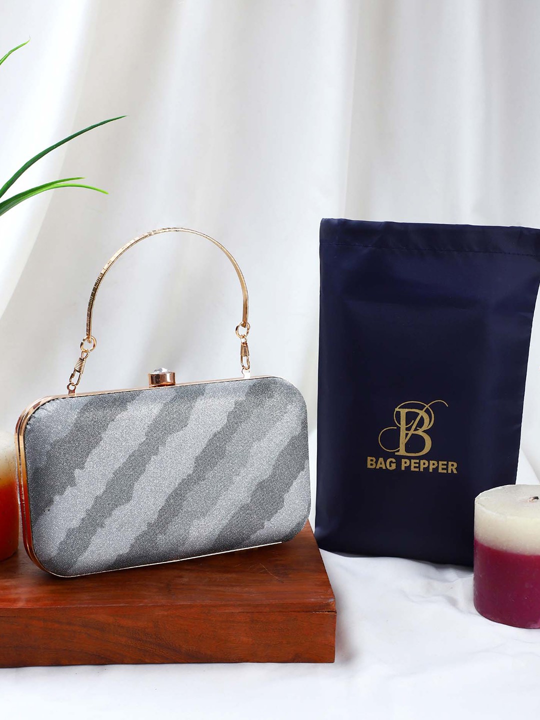 

Bag Pepper Striped Box Clutch With Detachable Chain Sling Strap, Grey